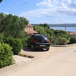 2518c