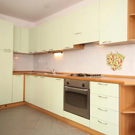 2518c Apartman *