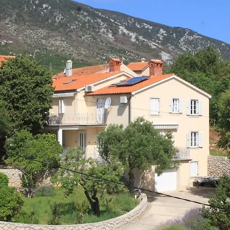 2518c Appartement Nerezine